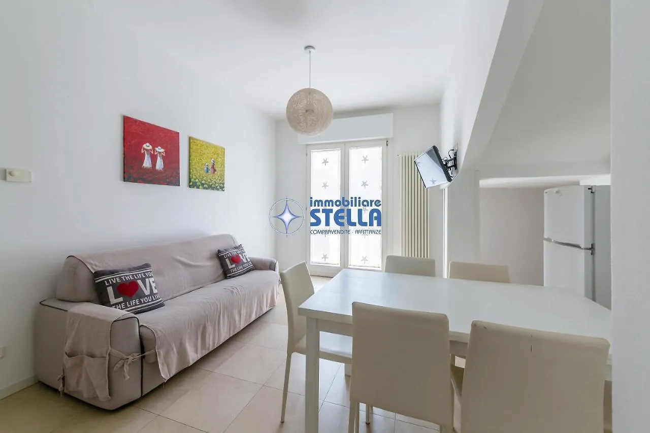 Condominio Stella リド・ディ・イエゾロ アパート
