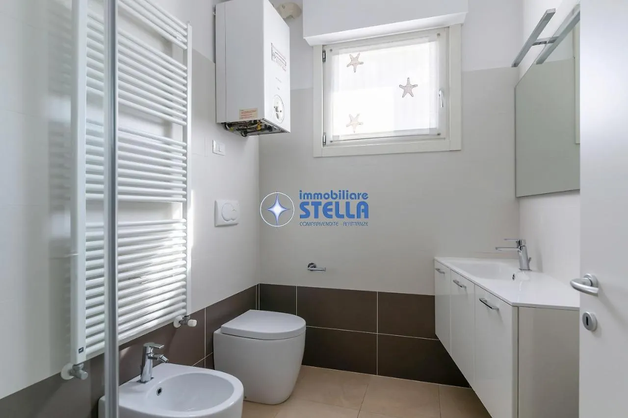 Condominio Stella リド・ディ・イエゾロ 0*,